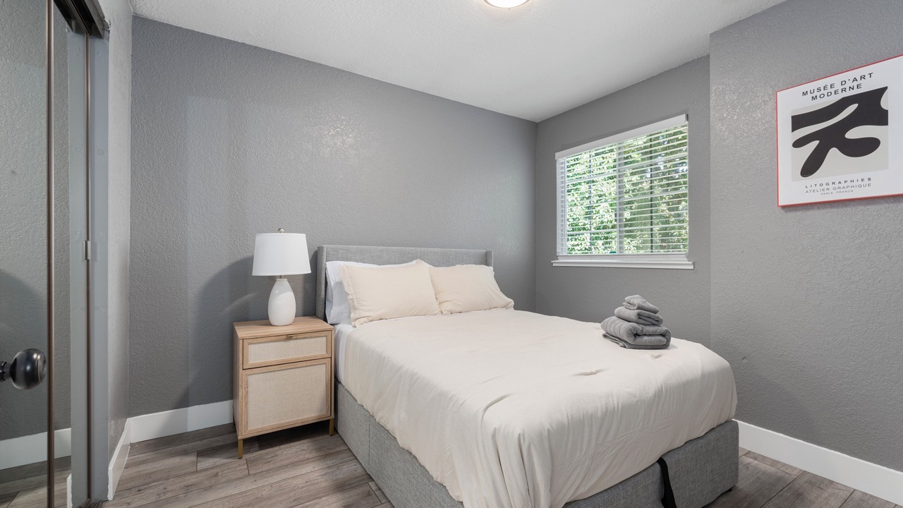 Photo of Bedroom in Downtown Sacramento