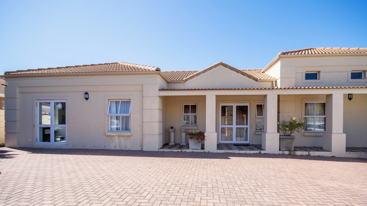 Photo of Outdoor in Somerset West