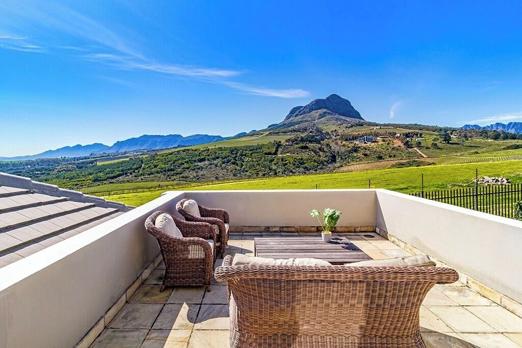 Photo of Patio Balcony in Raithby