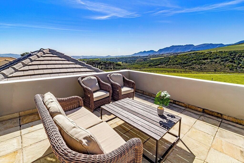 Photo of Patio Balcony in Raithby