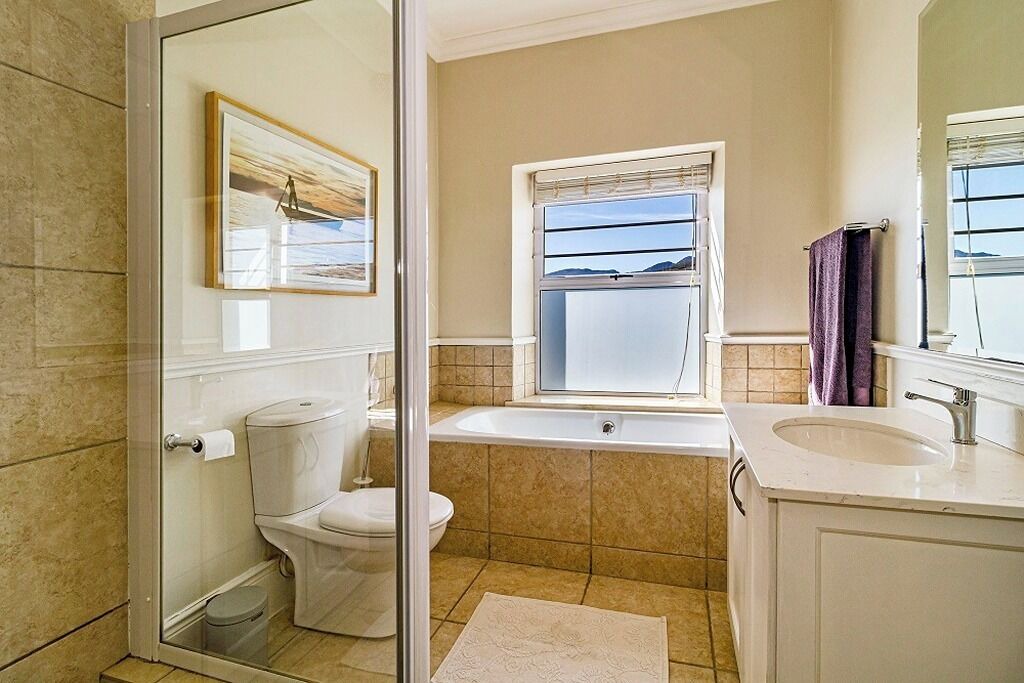 Photo of Bathroom in Raithby