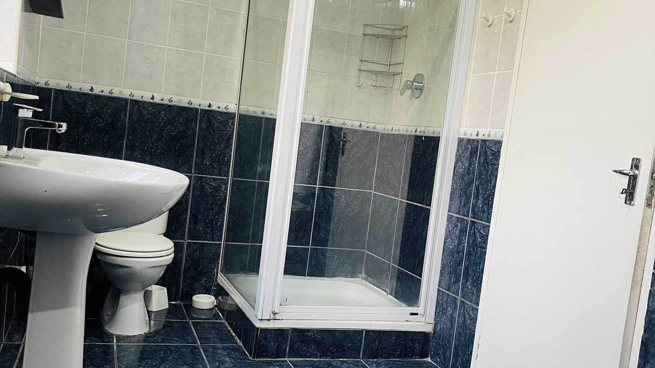 Photo of Bathroom in Greater Johannesburg Metropolitan Area