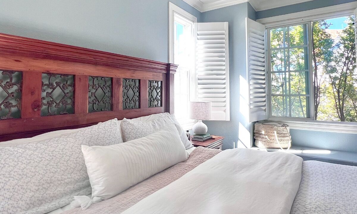 Photo of Bedroom in Point Richmond