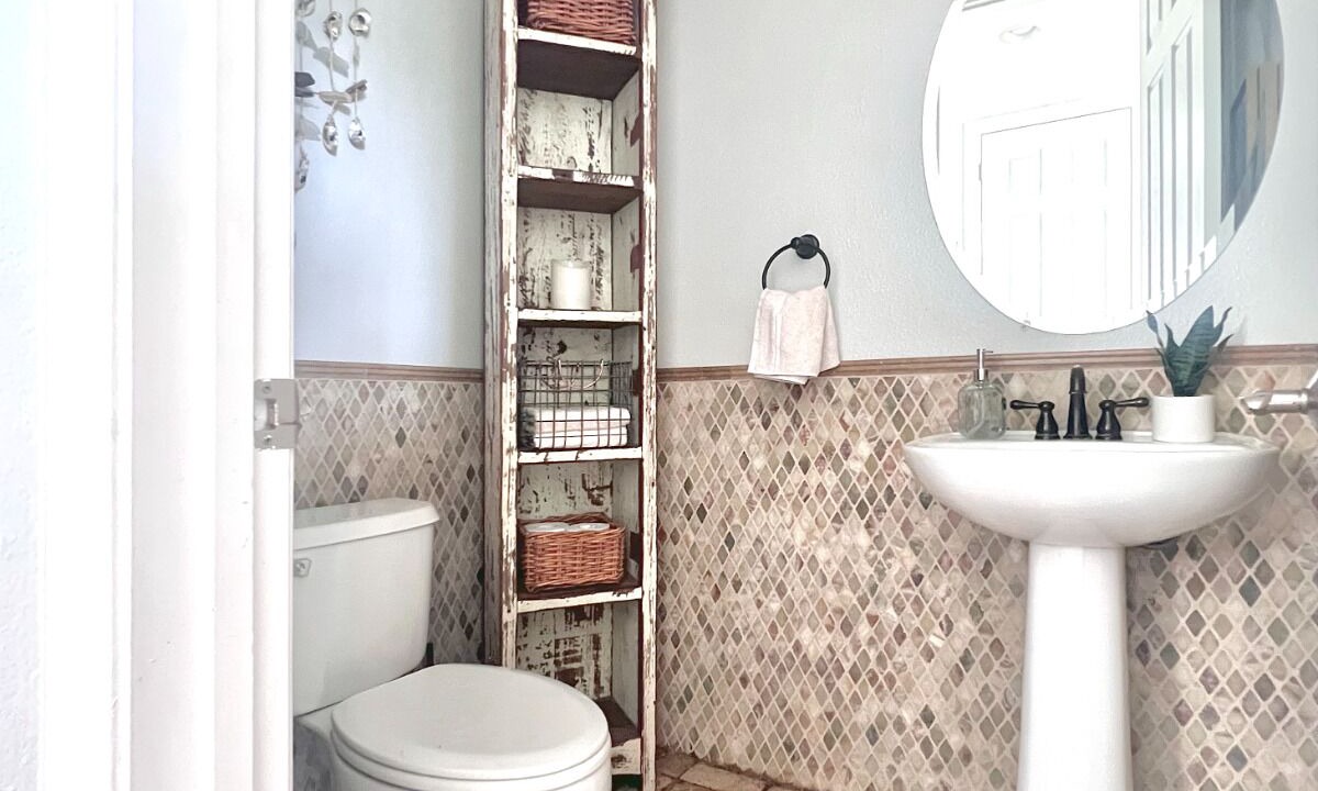 Photo of Bathroom in Point Richmond