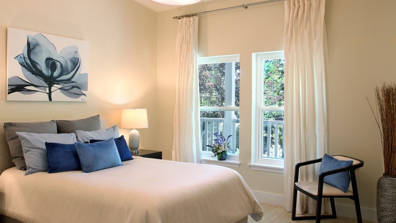 Photo of Bedroom in Kenwood