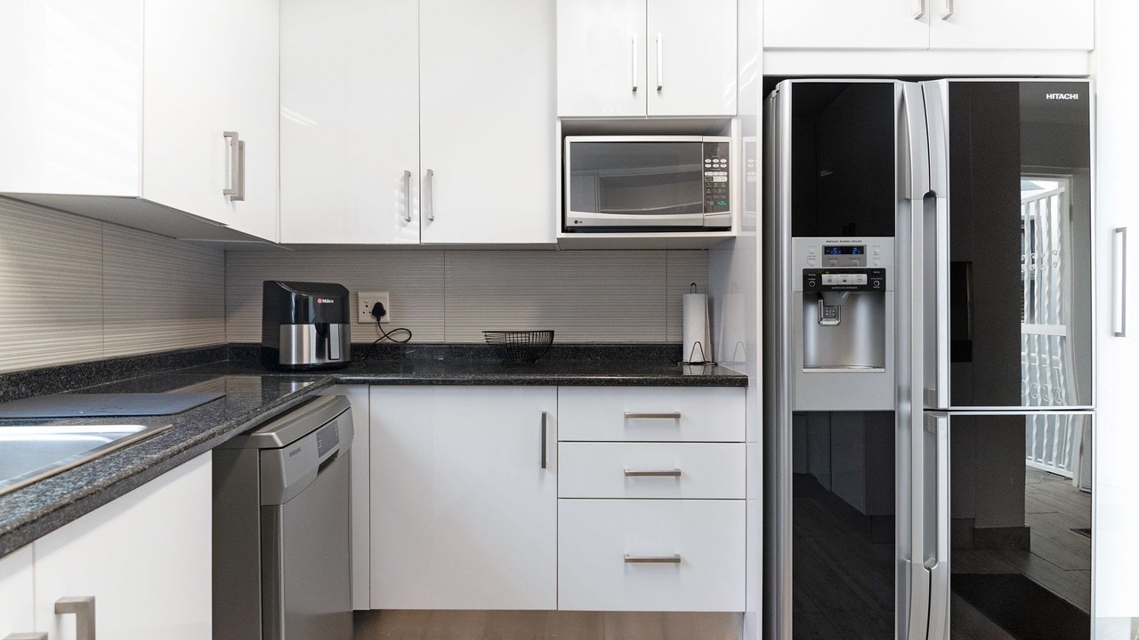 Photo of Kitchen in Shaka's Rock
