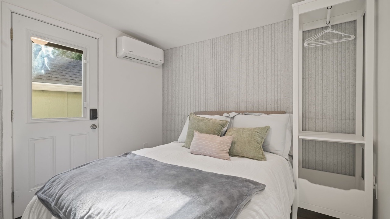 Photo of Bedroom in Hayward