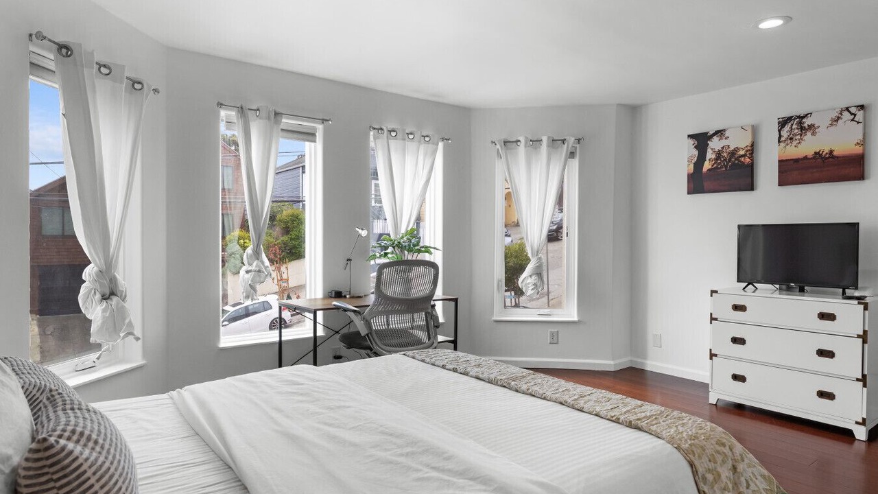 Photo of Bedroom in Bayview