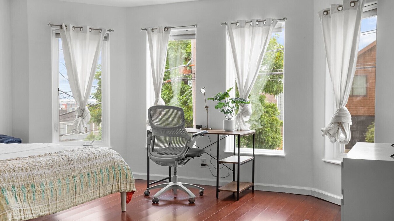 Photo of Bedroom in Bayview