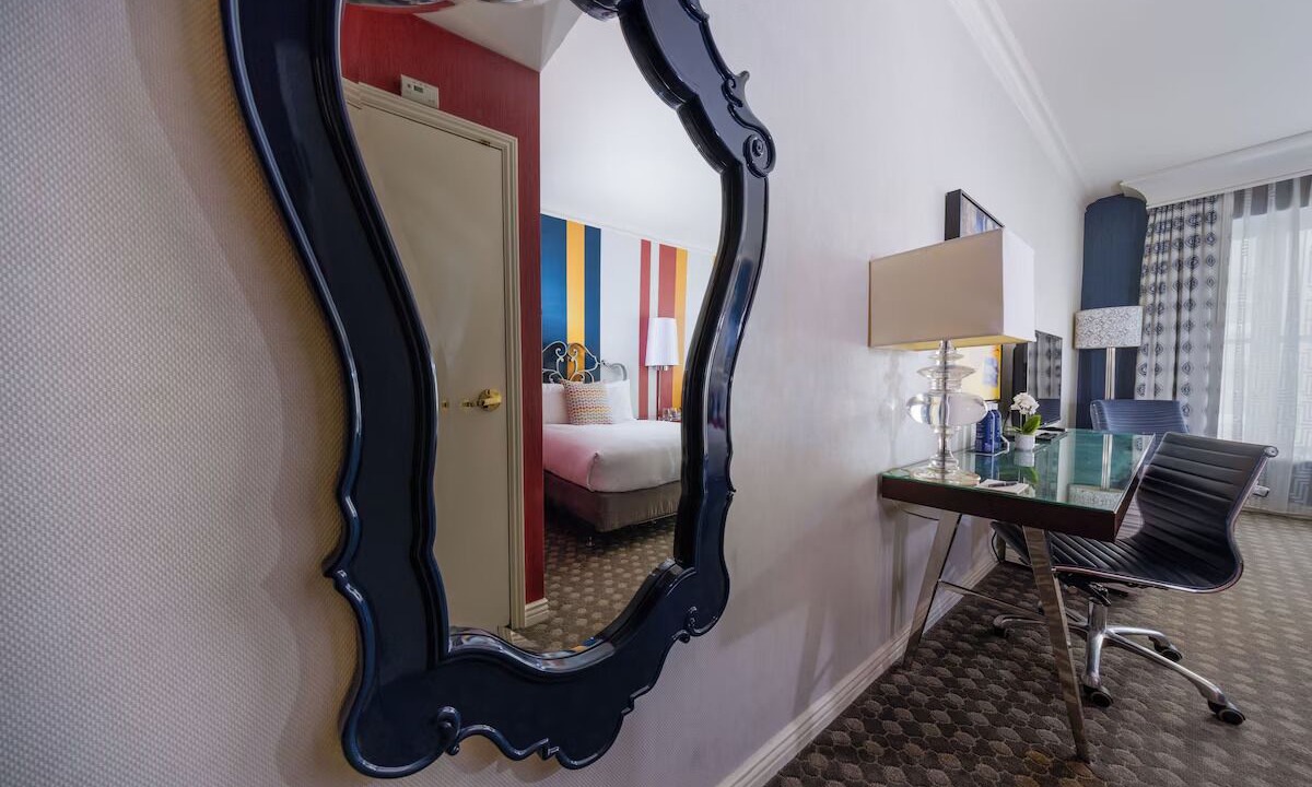 Photo of Bedroom in Theater District
