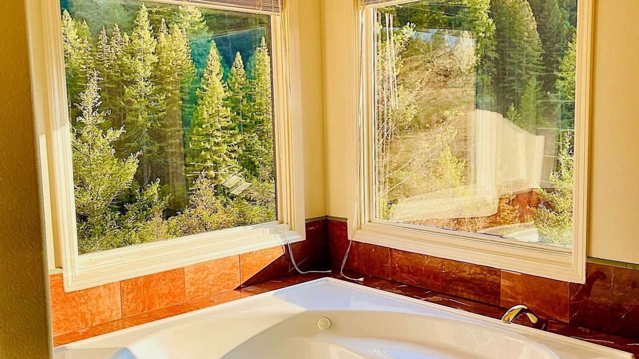 Photo of Bathroom in Kenwood