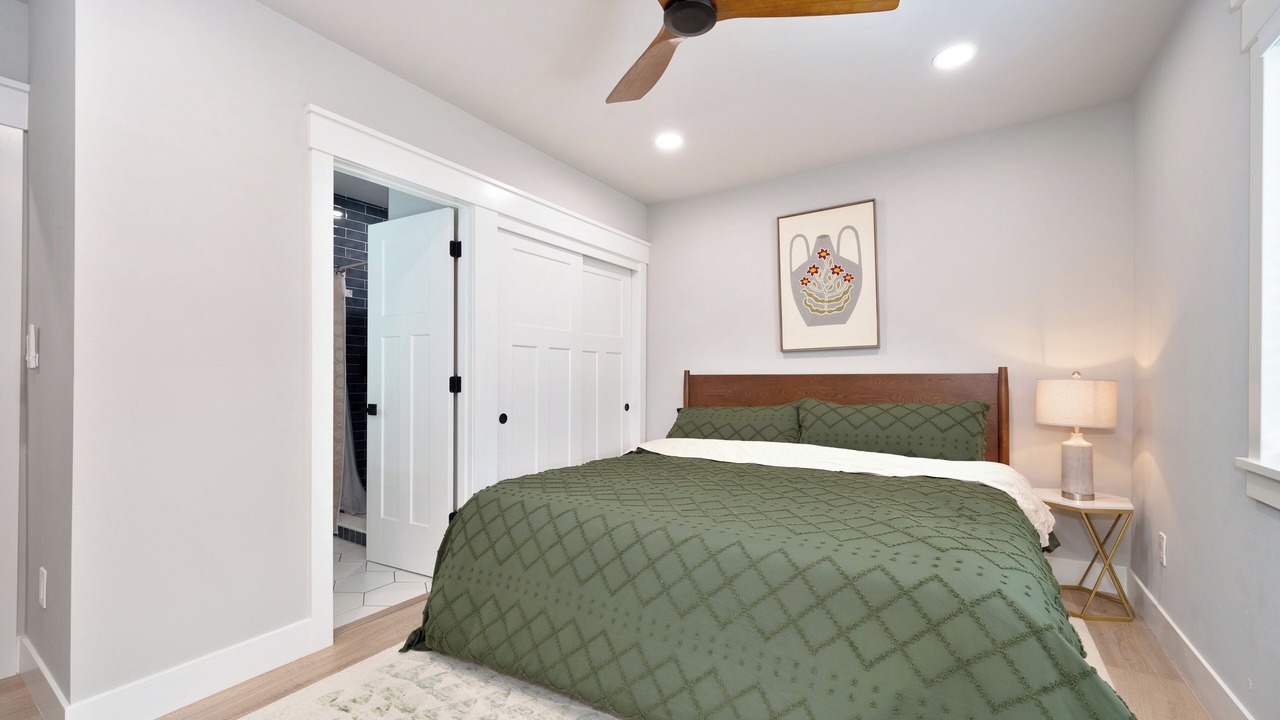 Photo of Bedroom in North Oak Park