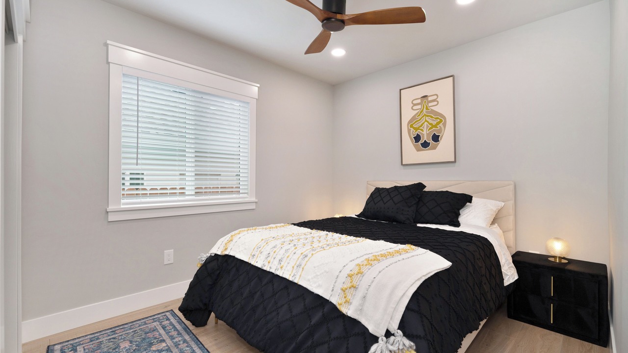 Photo of Bedroom in North Oak Park