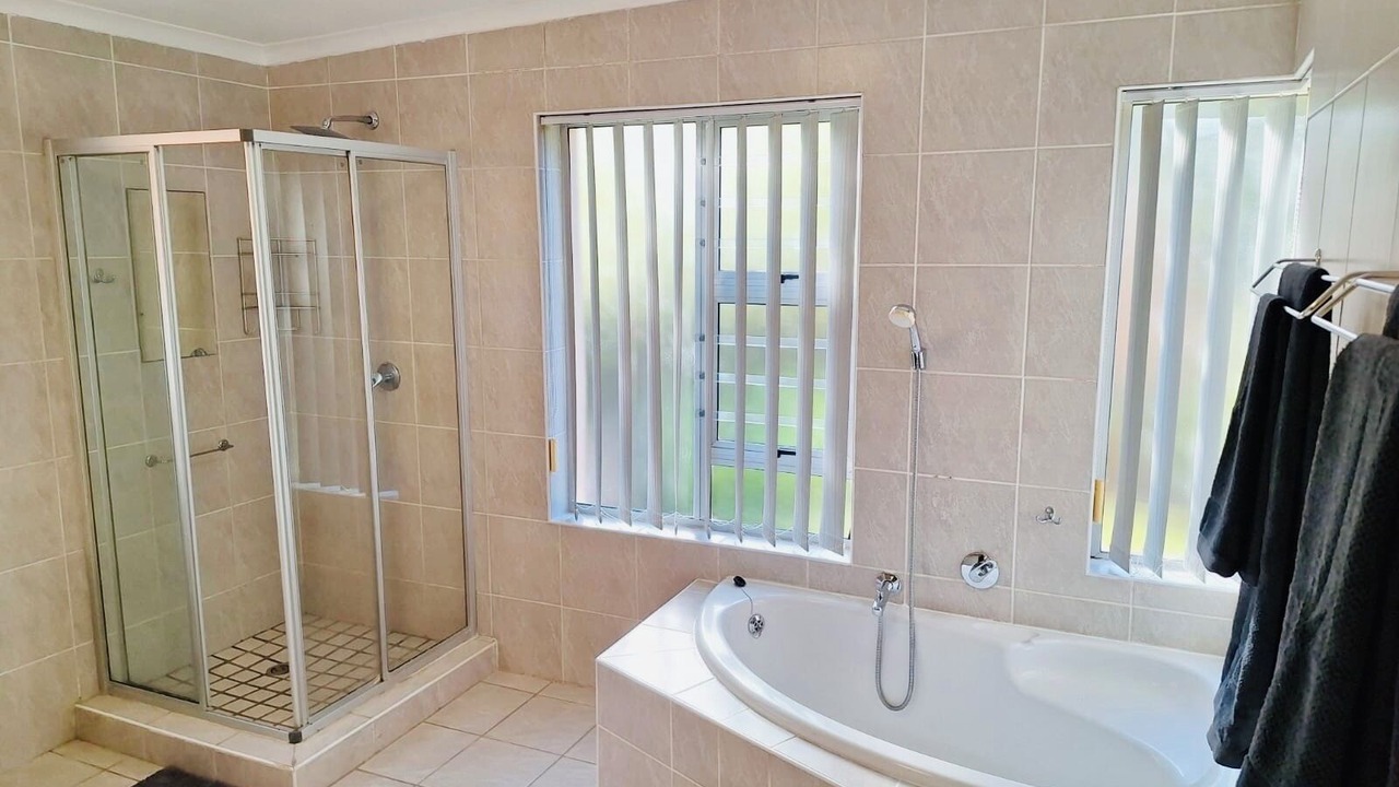 Photo of Bathroom in Kenridge