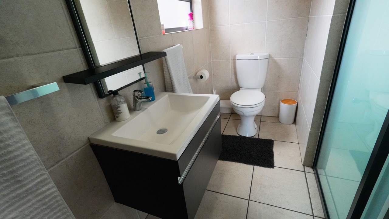 Photo of Bathroom in Greater Johannesburg Metropolitan Area