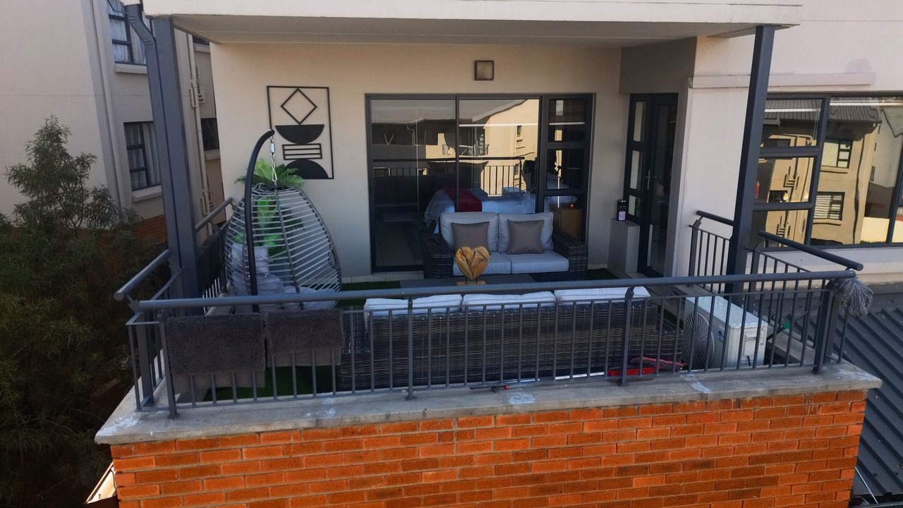 Photo of Patio Balcony in Greater Johannesburg Metropolitan Area