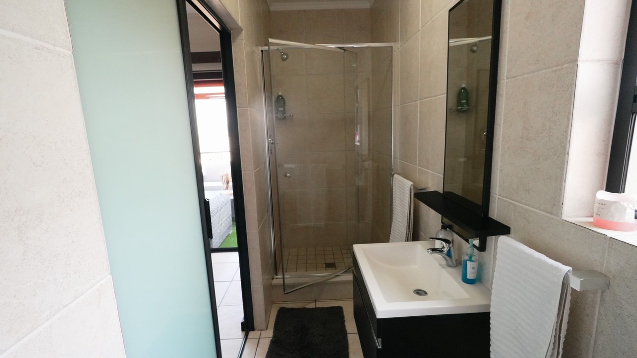 Photo of Bathroom in Greater Johannesburg Metropolitan Area