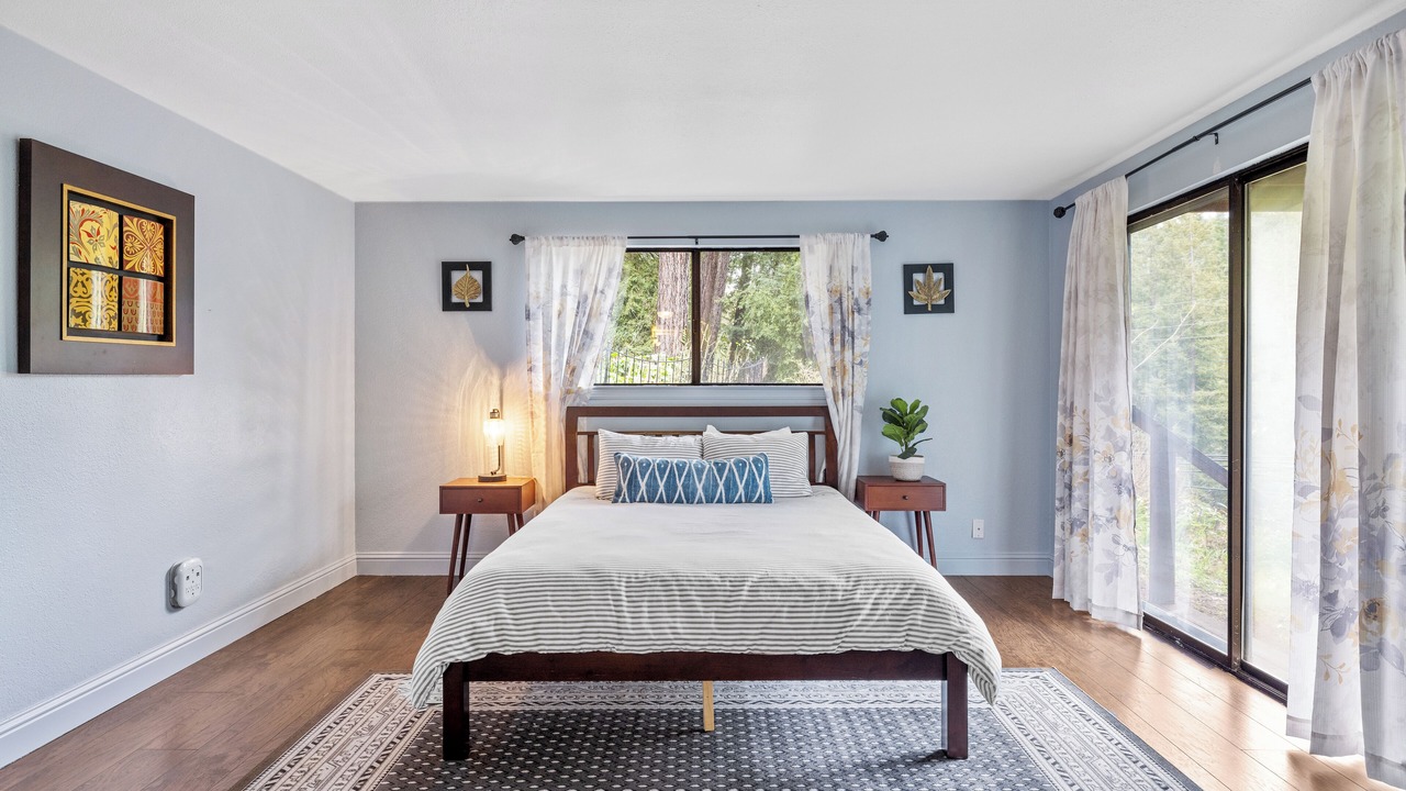 Photo of Bedroom in Forestville