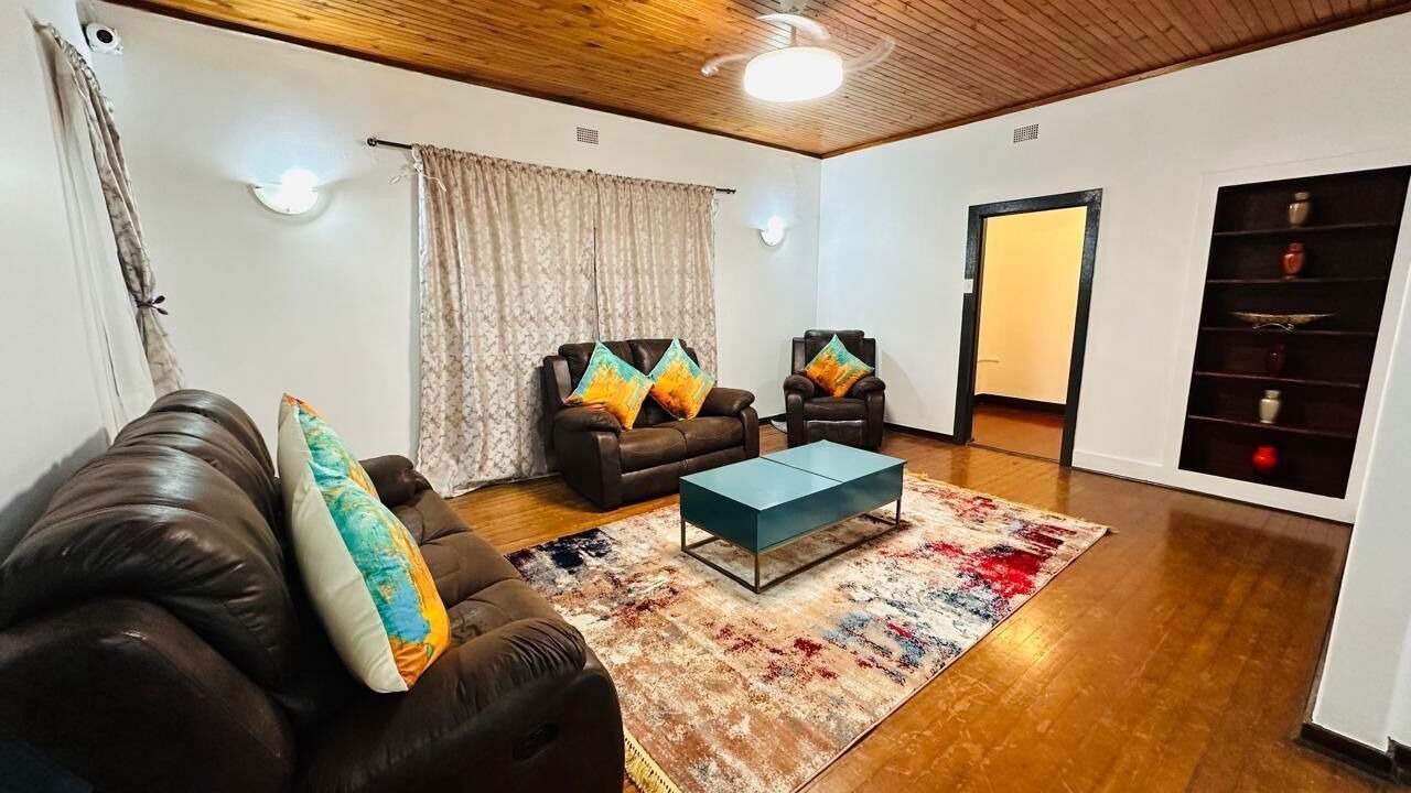 Photo of Livingroom in Greater Johannesburg Metropolitan Area