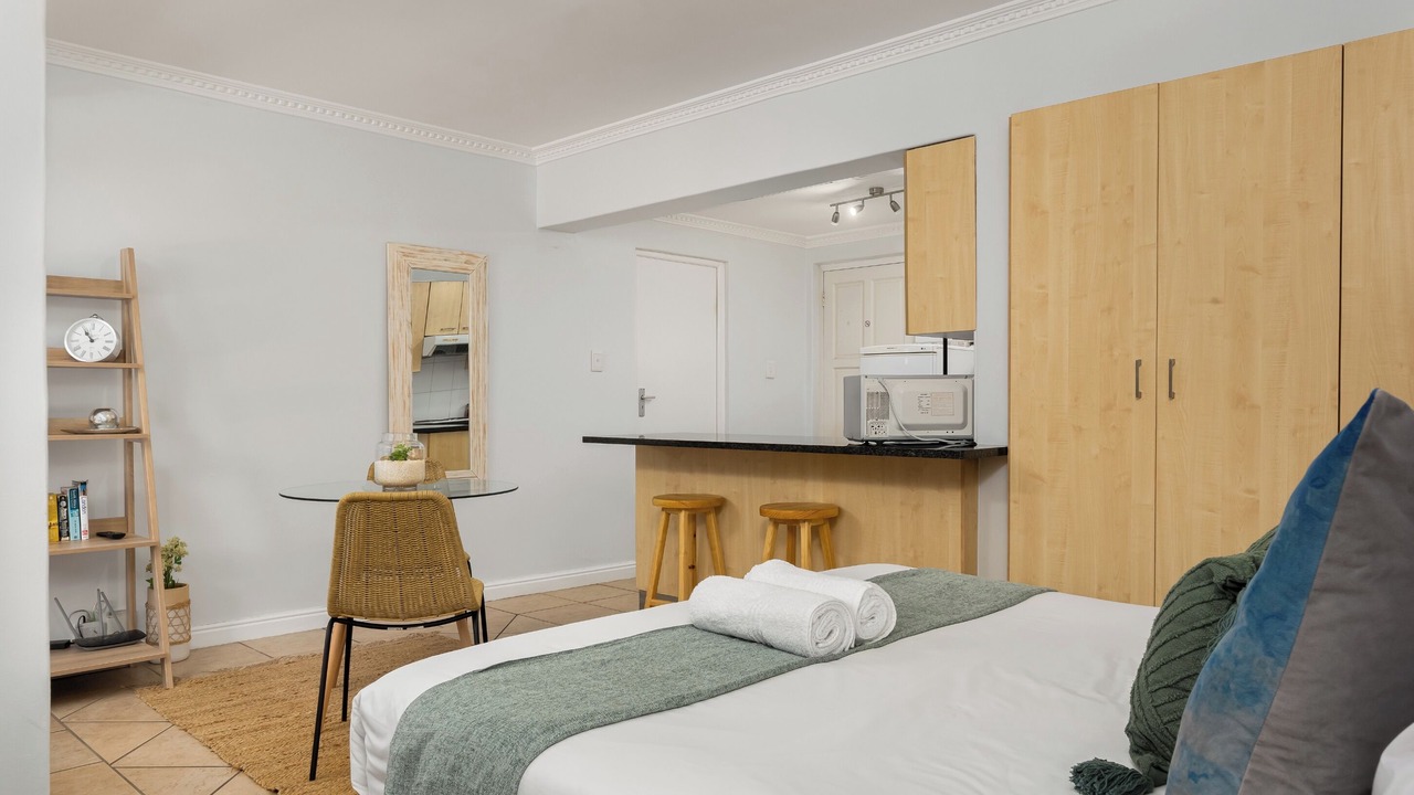 Photo of Bedroom in Sea Point