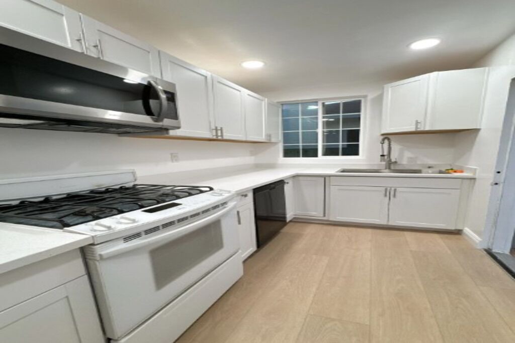 Photo of Kitchen in Central San Mateo