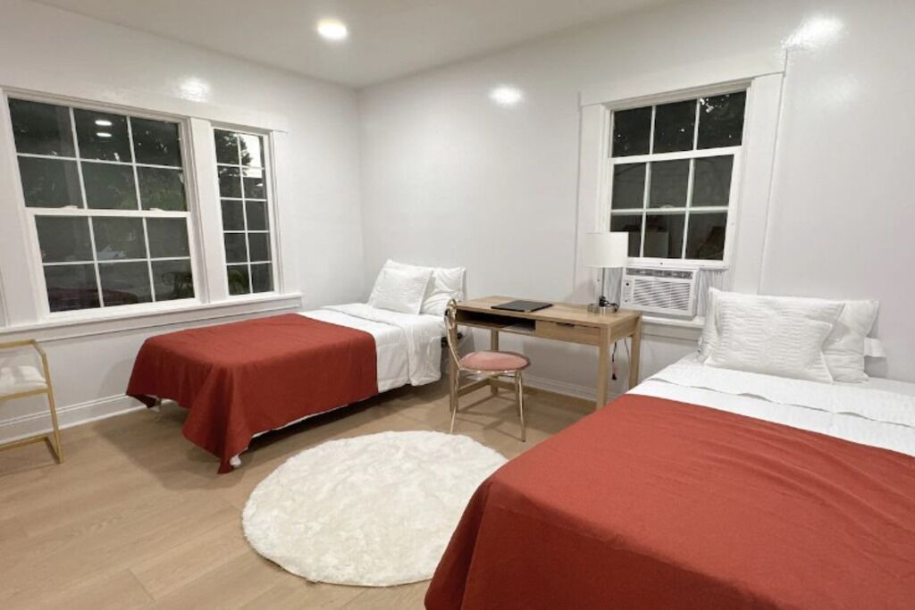 Photo of Bedroom in Central San Mateo