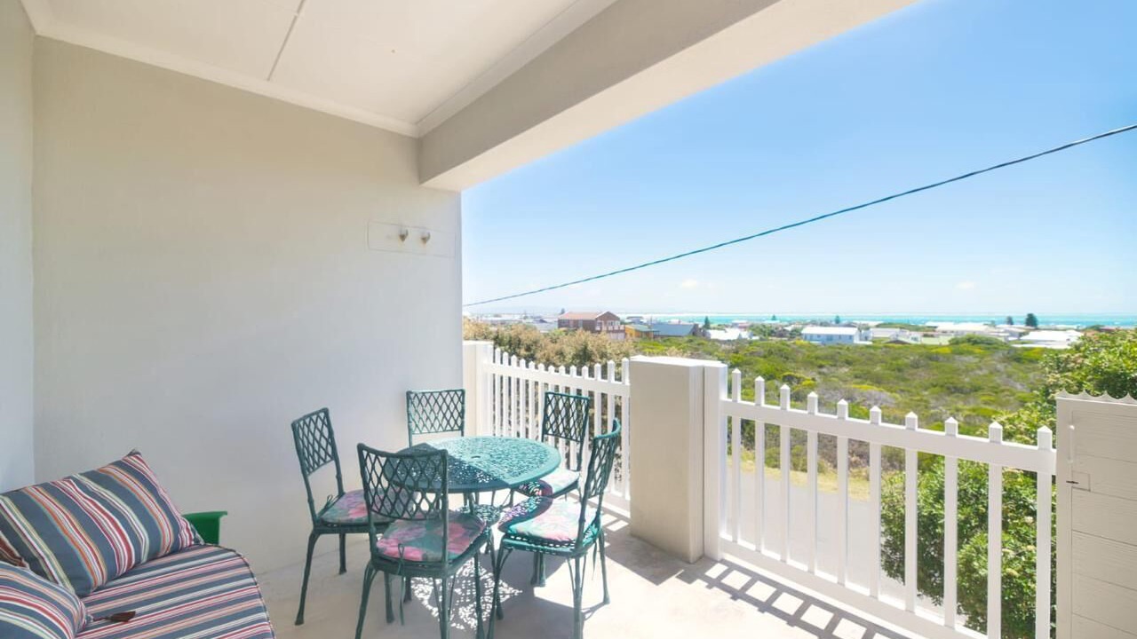 Photo of Patio Balcony in Struisbaai