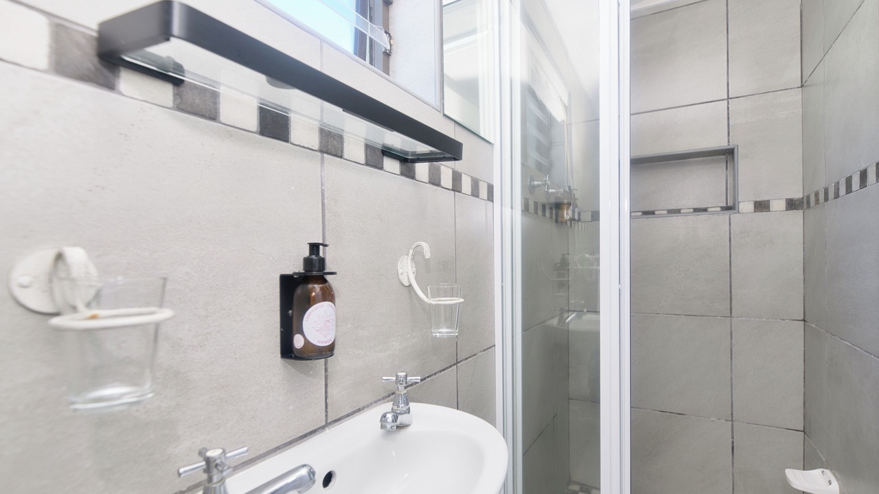Photo of Bathroom in Struisbaai