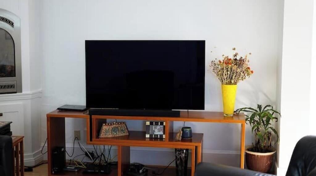 Photo of Livingroom in Emeryville