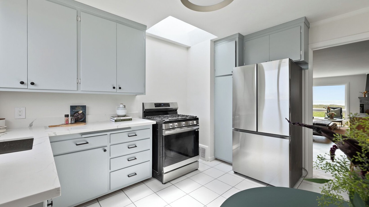 Photo of Kitchen in Outer Sunset