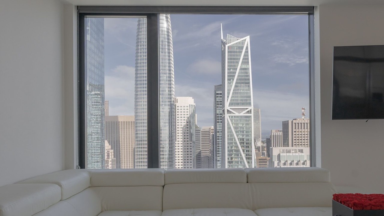 Photo of Livingroom in Rincon Hill