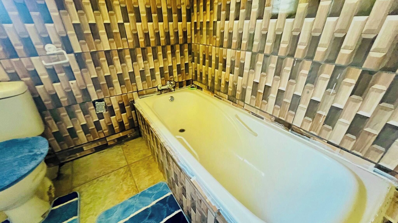 Photo of Bathroom in Greater Johannesburg Metropolitan Area