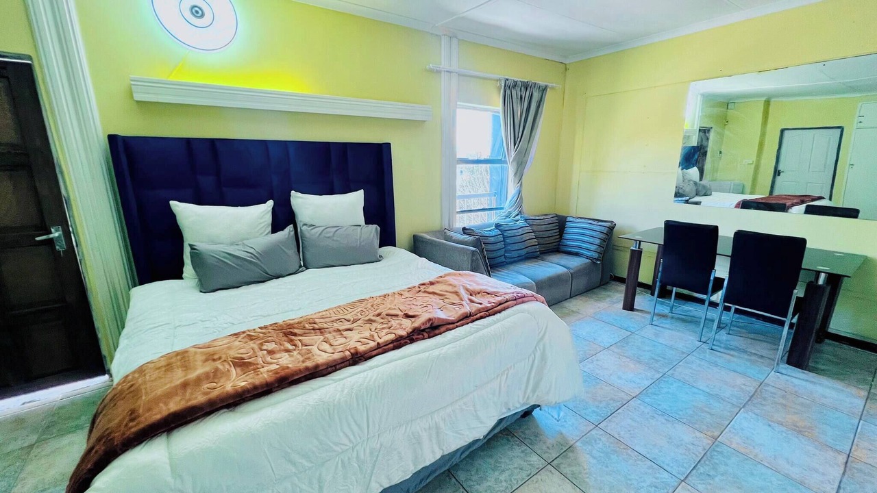 Photo of Bedroom in Greater Johannesburg Metropolitan Area