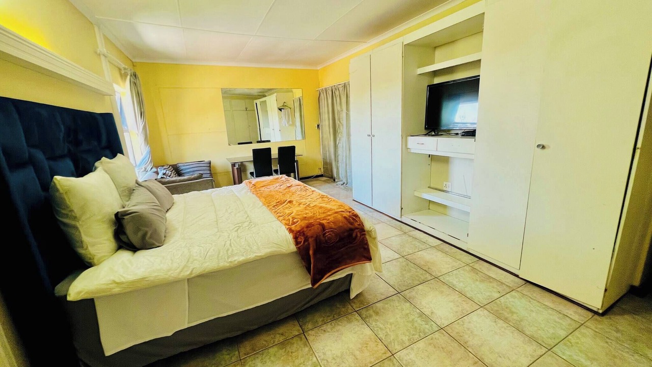 Photo of Bedroom in Greater Johannesburg Metropolitan Area