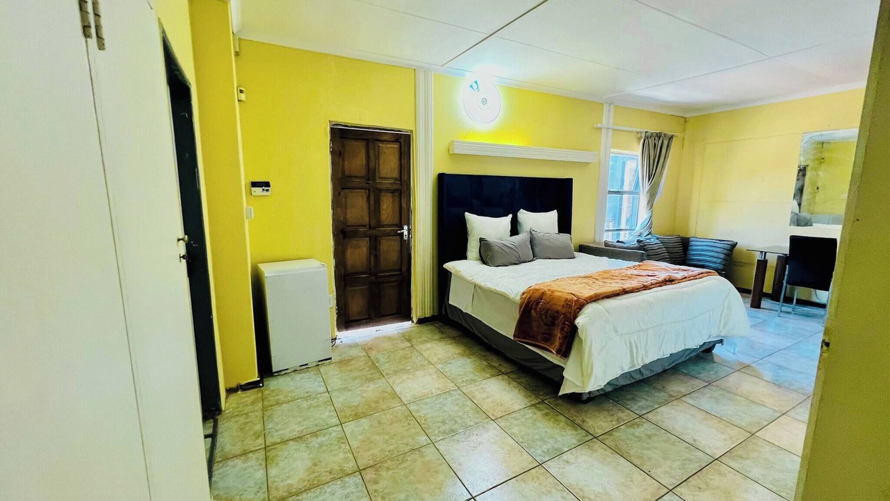 Photo of Bedroom in Greater Johannesburg Metropolitan Area