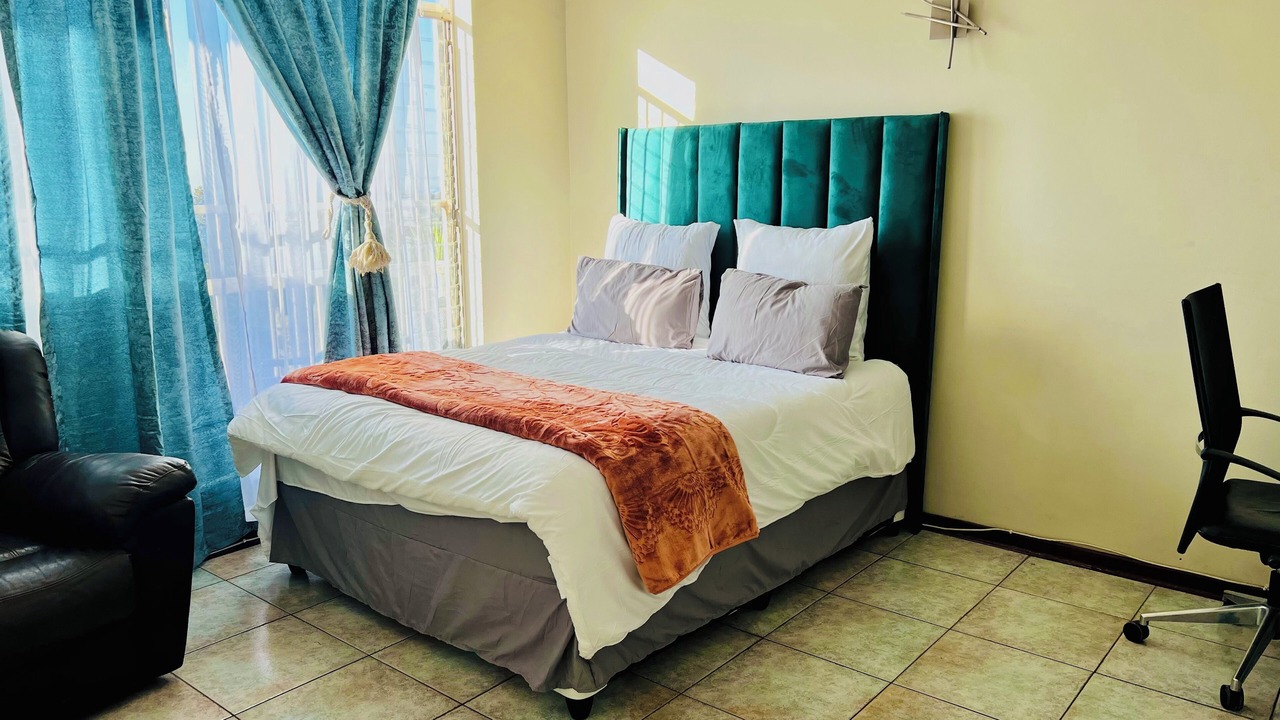 Photo of Bedroom in Greater Johannesburg Metropolitan Area