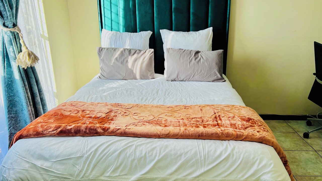 Photo of Bedroom in Greater Johannesburg Metropolitan Area