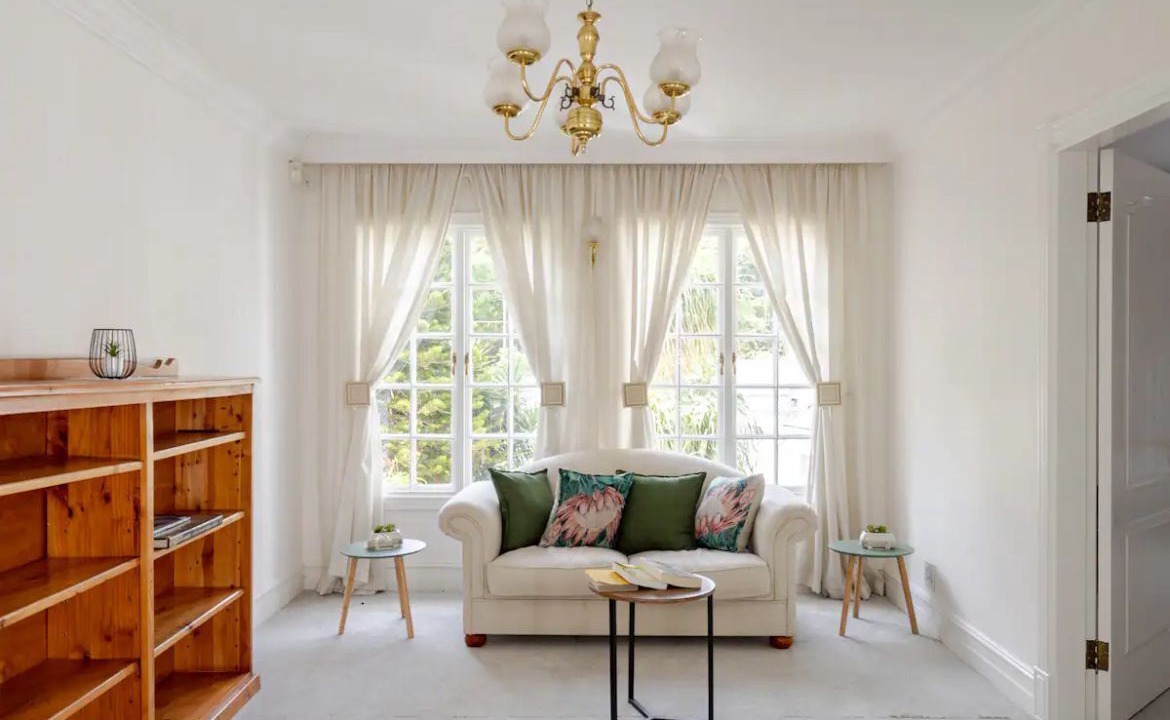 Photo of Livingroom in Greater Johannesburg Metropolitan Area