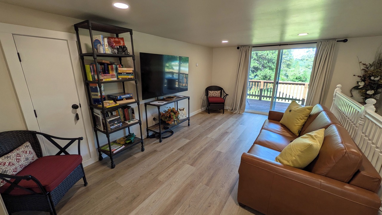 Photo of Livingroom in Cedar Ridge
