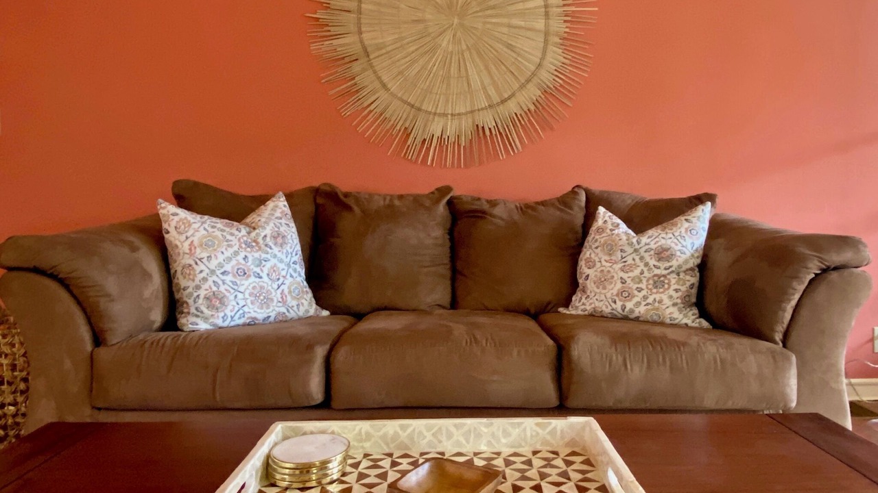 Photo of Livingroom in Estudillo Estates - Glen