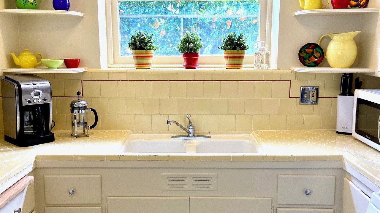 Photo of Kitchen in Estudillo Estates - Glen