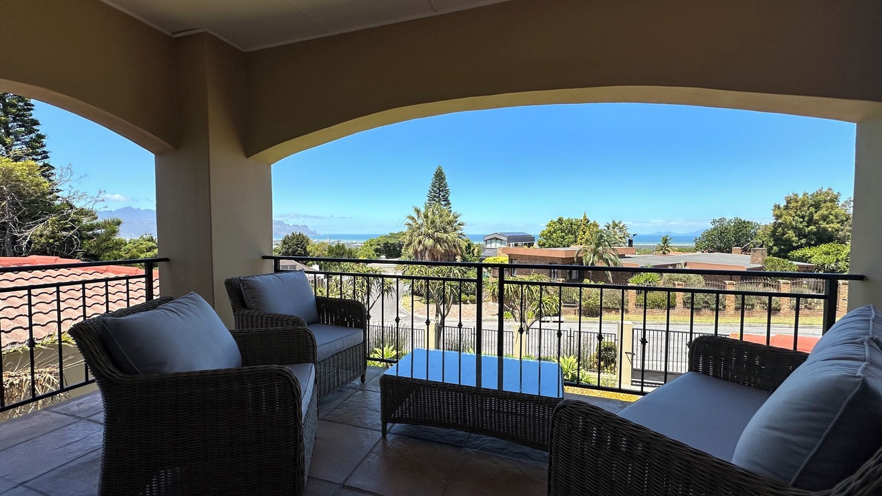 Photo of Outdoor in Heldervue