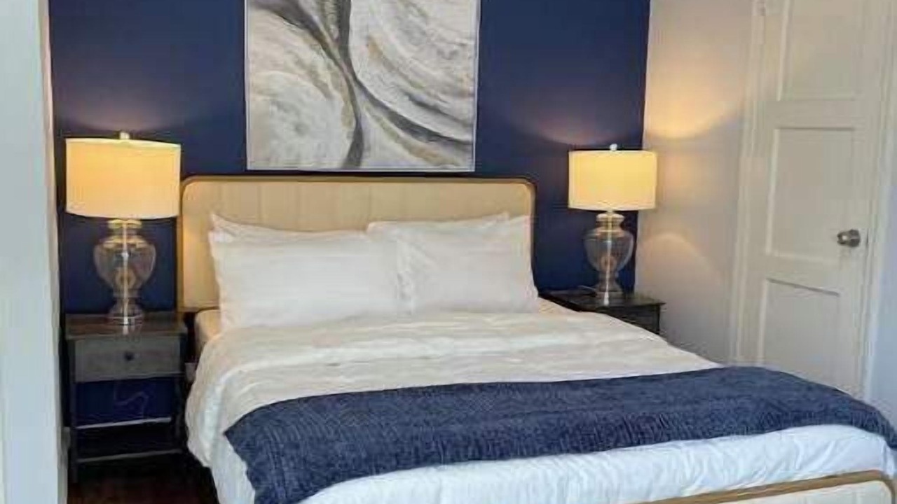 Photo of Bedroom in Westlake