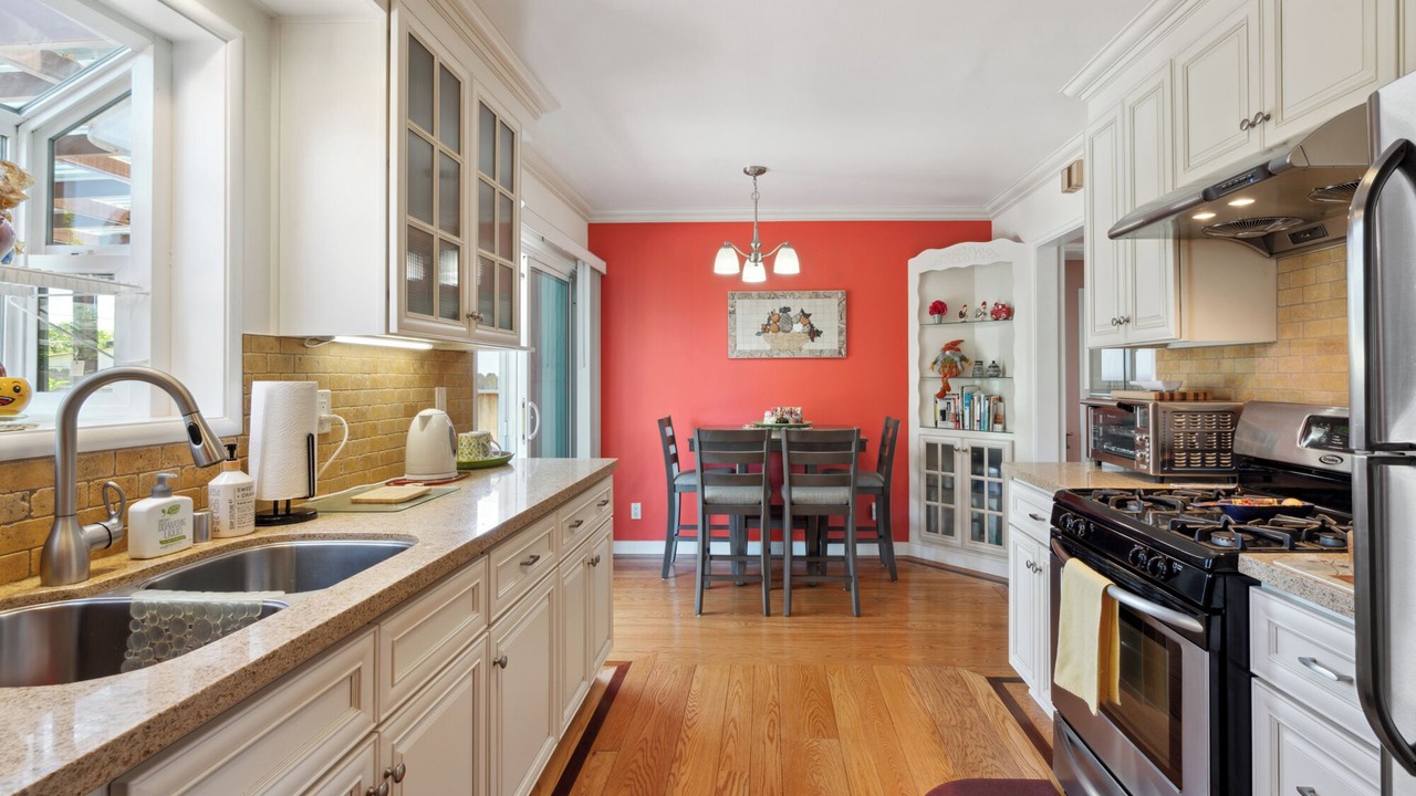 Photo of Kitchen in Davis Tract
