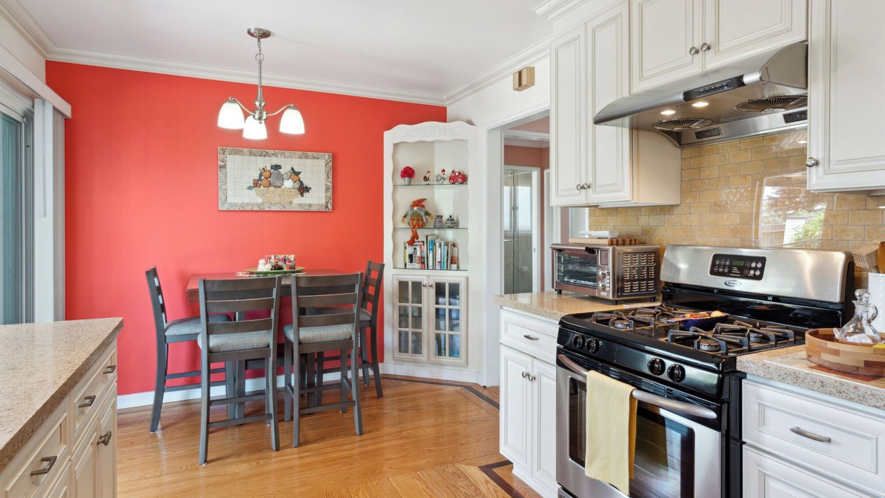 Photo of Kitchen in Davis Tract