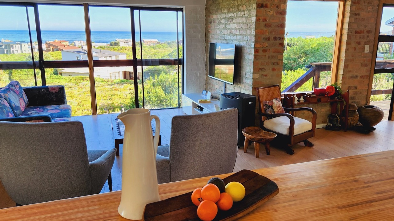 Photo of Livingroom in Betty's Bay