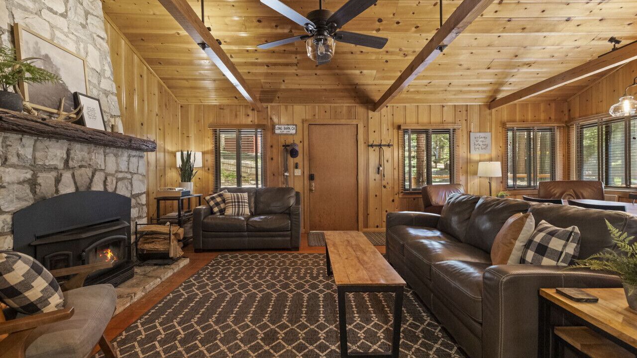 Photo of Livingroom in Long Barn