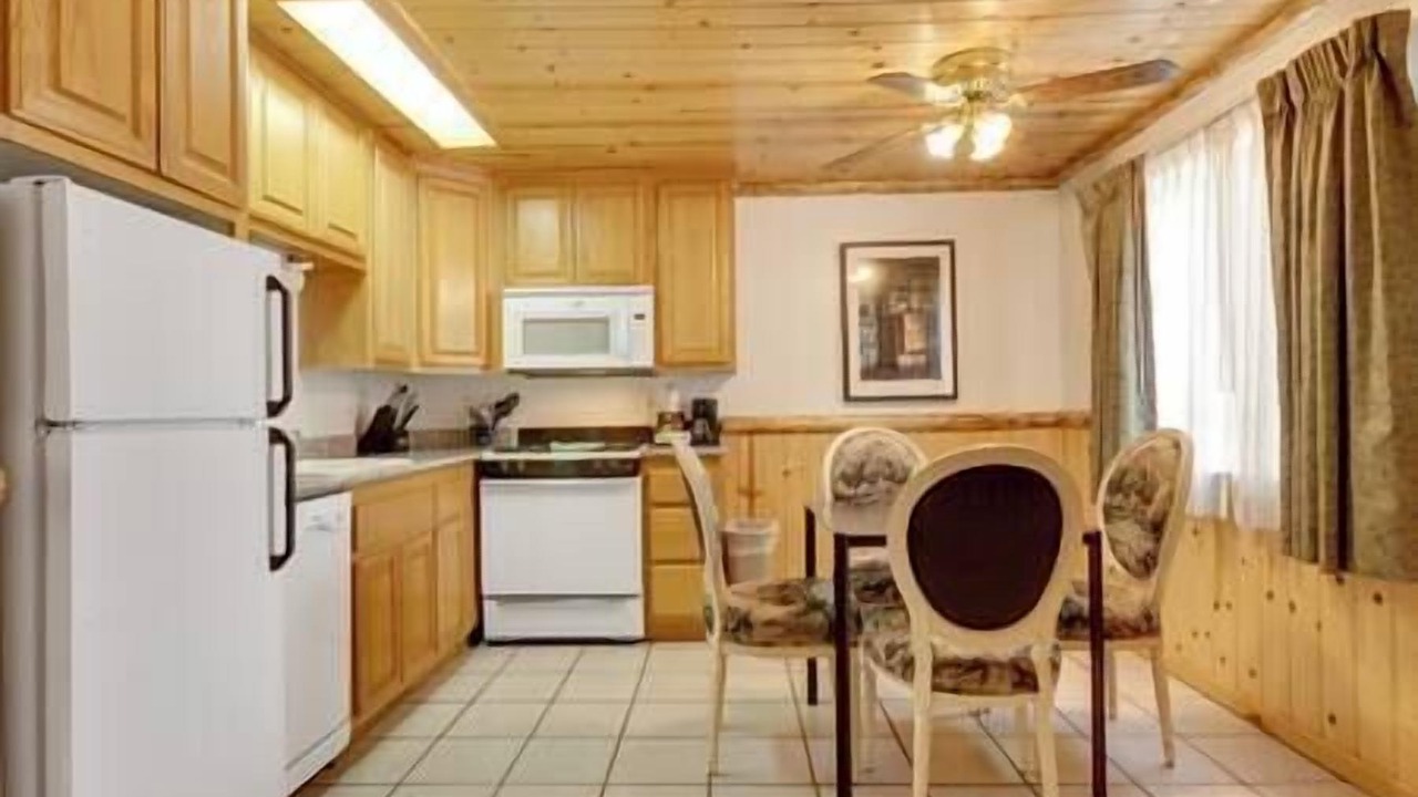Photo of Kitchen in Lakeside Park