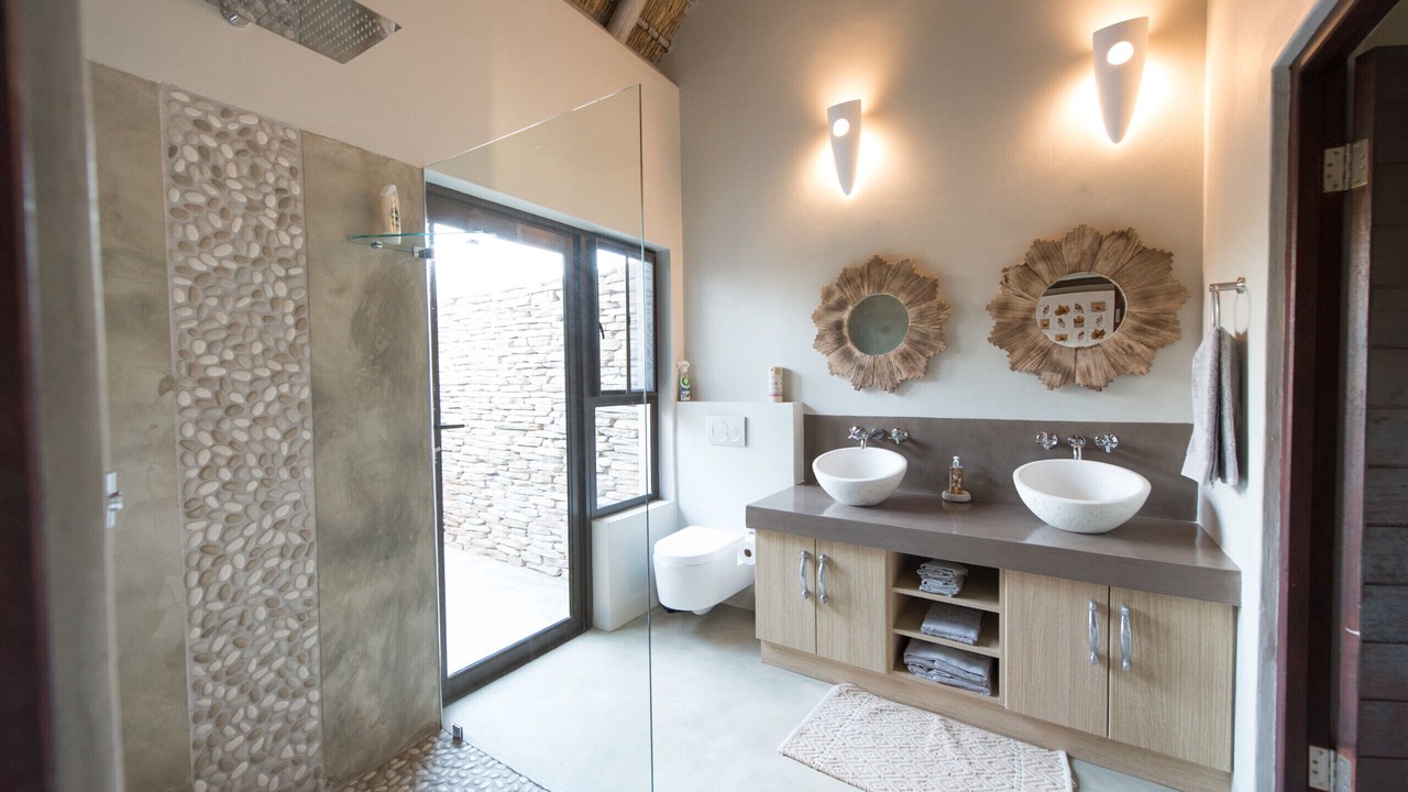 Photo of Bathroom in Hoedspruit