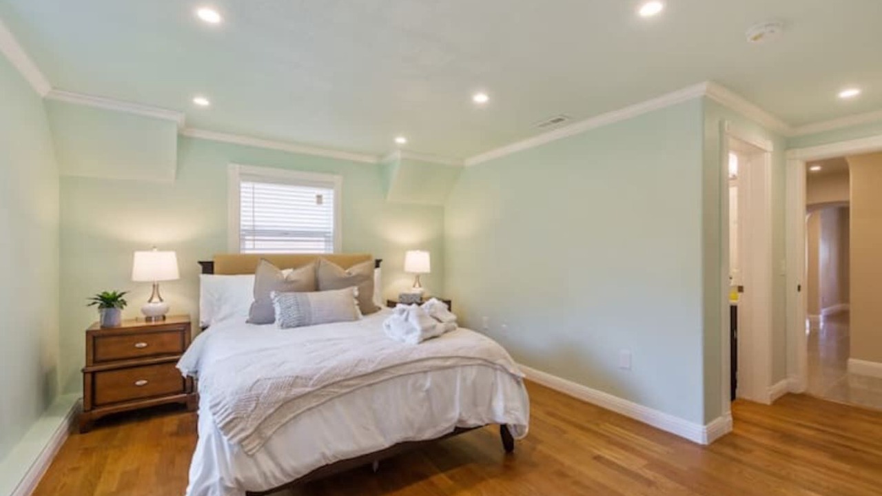 Photo of Bedroom in Merced Manor
